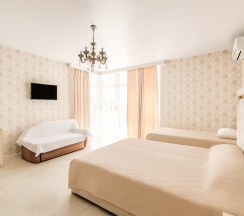 Семейный (до 6-ти человек) в Уют