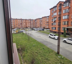 Апартаменты c 1 комнатой в Квартира Большая светлая уютная квартира в шаговой доступности от центра Владикавказа