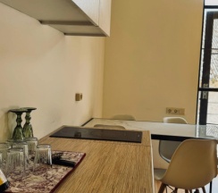 Шестиместные апартаменты с красивым видом из окна в Аибга