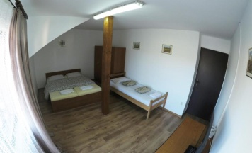 Трёхместный номер Comfort в Sport Hostel Cluj