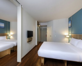 Четырёхместный номер семейный в ibis Samui Bophut