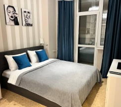 1-комнатные апартаменты люкс с 1 двуспальной кроватью в RentPlaza (РентПлаза) на улице Шейнкмана
