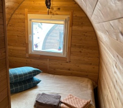 Коттедж стандарт с 1 двуспальной кроватью в Shrek House