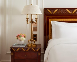 Номер Представительский люкс в The Carlton, Moscow