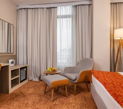Стандартный номер с видом на город и 1 большой кроватью в Holiday Inn Kaliningrad