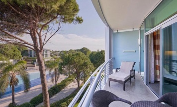 Четырёхместный номер семейный Connection Superior в Отель Calista Luxury Resort