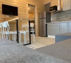 База "У Плотника" Коттедж 6+2 на скале в У плотника