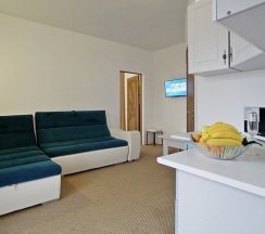 Стандартный семейный двухкомнатный номер с террасой в Белое солнце