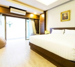 Двухместный номер Fossil двуспальная кровать в The AGATE Pattaya Boutique Resort