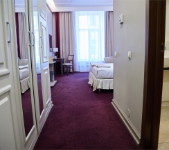 Улучшенный стандарт: Больше пространства в The Bridge hotel