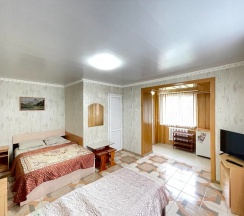 Четырёхместный номер Comfort в Натали