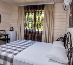 Домик в лесу в Villa la vita
