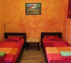 Одноместный семейный номер Standard двуспальная кровать в El hostel