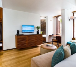 Люкс с балконом в Let's Sea Hua Hin Al Fresco Resort