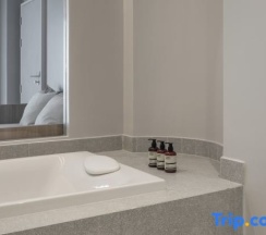 Полулюкс в Mike Orchid Resort