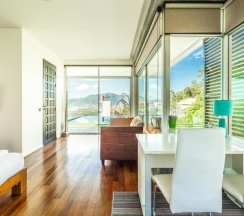 Вилла с видом на море в Sirirat Sea View Villa