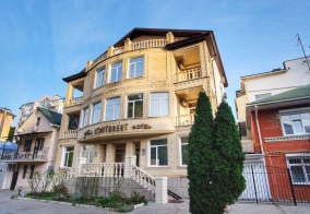 Отель Континент в Анапе