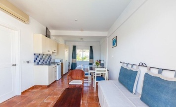 Студия в Andreotis Hotel Apts