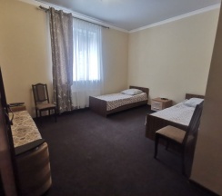 Четырёхместный номер Standard с красивым видом из окна в Ритм гор