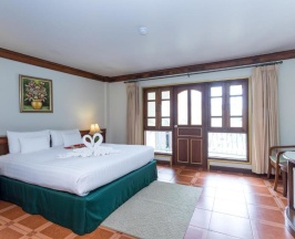 Номер Superior в Erawan Hotel