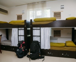 Кровать в общем номере (женский номер) в Apple Hostel