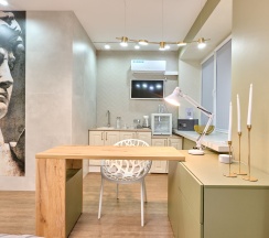 Улучшенный номер с кроватью размера «king-size» в Питер