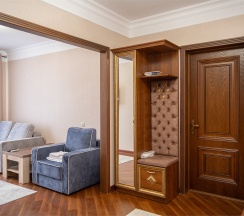 Двухкомнатный номер с двумя раздельными  кроватями в Великий Каспий