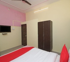 Двухместный номер Standard двуспальная кровать в OYO 17171 Sandhya Guest House