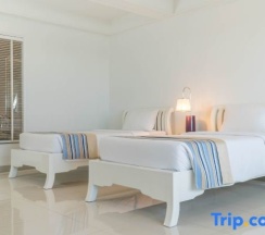 Двухместный номер Deluxe с частичным видом на море двуспальная кровать в Cera Resort Chaam