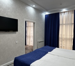 Люкс с панорамным видом на бульвар в Sintem Premium Hotel