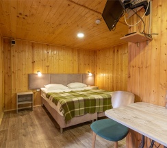 Улучшенный домик в Allure Lodge