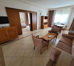 Люкс Presidential в Continental Plaza Beach Resort (Ex. Inter Plaza Beach)