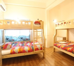 Номер Standard двухъярусная кровать в Blue Jasmine Hostel