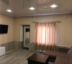 4-местная комната комфорт (с завтраком) в Мартини