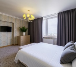 Апартаменты Clever House Трехкомнатные Бизнес в ApartKazan у Кремля