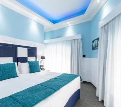 Трёхместный номер Luxury в THE ONE Boutique Hotel & SPA Rome