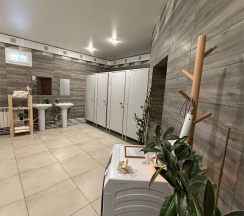 8-ми местный для мужчин в Легенда