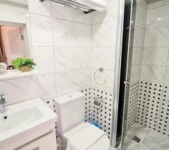 Двухместный номер Standard с балконом (двуспальная кровать) в Отел  Sofia Boutique