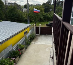 Номер стандарт семейный с 3 односпальными и 1 двуспальной кроватью в Алешкина мечта