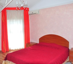 Номер улучшенный с 1 двуспальной кроватью в Волна