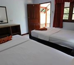 Двухместное бунгало с балконом (2 отдельные кровати) в Phi Phi Jungle Hill Bungalow