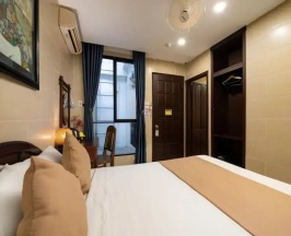 Двухместный номер Superior двуспальная кровать в Tribee Kinh Hostel & Bar