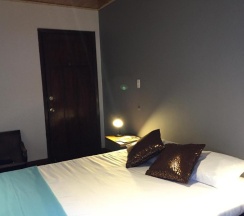 Двухместный номер Standard двуспальная кровать в Hobu Hostel