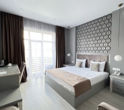 Полулюкс в Aredo Hotel