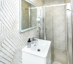 Полулюкс в Venezia