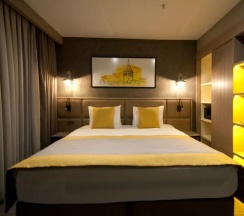 Четырёхместный номер семейный (пристройка) Economy Цокольный этаж в Seraglio Hotel & Suites