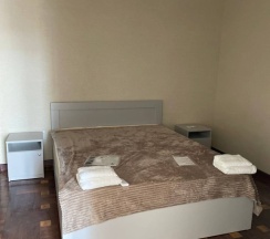 Четырёхместный полулюкс Comfort с балконом и с красивым видом из окна в Гостевой дом White House Sukhum