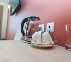 КОМФОРТ 3-местный (с диванчиком). Новый номерной фонд в MaxxRoyal