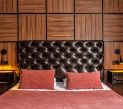 Номер Делюкс с кроватью размера «king-size» в Брют