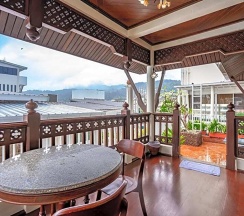 Люкс в The Color Kata